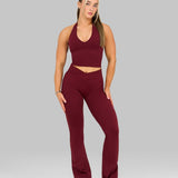 Elevate™ Skulptirajuće Leggings sa Srednjim V-strukom i Raširenim Nogu | Fine Wine