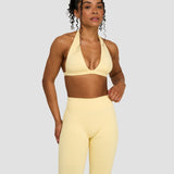 Elevate™ Sculpting Seamless V-Neck Halter Bra | Zlatno Puter