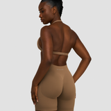 Elevate™ Sculpting Seamless V-Neck Halter Bra | Kestenjastosmeđi