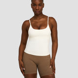 Elevate™ Sculpting Seamless Scoop Neck Cami | Krem