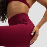 Elevate™ Sculpting Leggings sa Srednjim Strukom | Malina