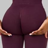 Elevate™ Sculpting Mid V-Waist Flare Leggings | Zimska Šljiva