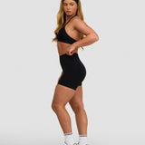 Elevate™ Sculpting Seamless Adjustable Halter Bra | Noćna Crna