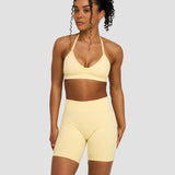 Elevate™ Sculpting Seamless Adjustable Halter Bra | Zlatno Maslac
