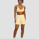Elevate™ Sculpting Seamless High Apex Bra | Zlatno Maslac