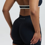 Elevate™ Sculpting Mid Waist Scrunch Šortsevi | Noćna Crna