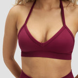 Elevate™ Sculpting Seamless Adjustable Halter Bra | Trešnja Bobica
