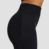 Elevate™ Sculpting Leggings sa Srednjim Strukom | Noćna Crna