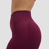 Elevate™ Skulptirajuće Leggings sa Srednjim Strukom | Trešnja