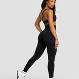 Elevate™ Sculpting High Waist Scrunch Leggings | Noćna Crna