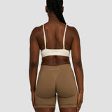 Elevate™ Sculpting Seamless Scoop Neck Bra | Krem