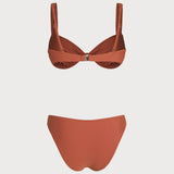 Bikini set sa čvrstim donjim delom u boji crvene opeke