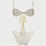 Beli teksturirani bikini set sa vezicom